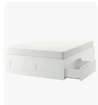 Cama IKEA blanca con cajones