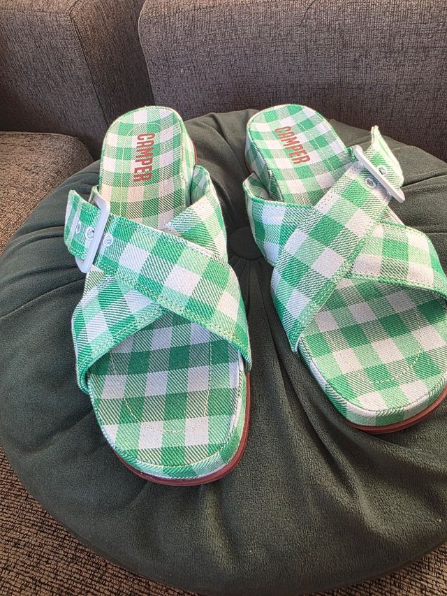 Sandalias Camper cuadros verdes