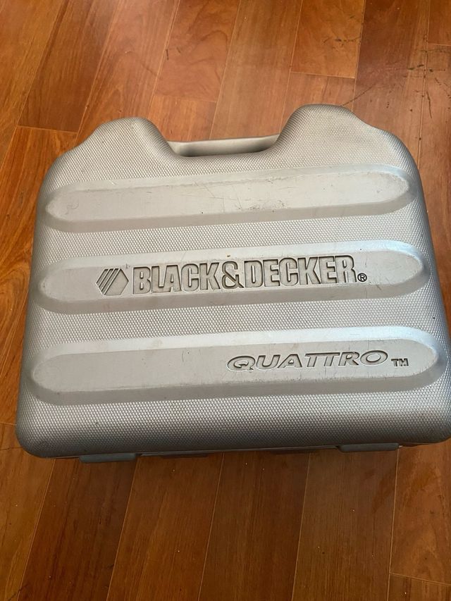 Taladro BLACK+DECKER KC2002F