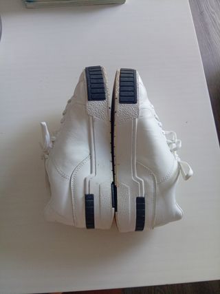 Zapatillas Puma blancas talla 36