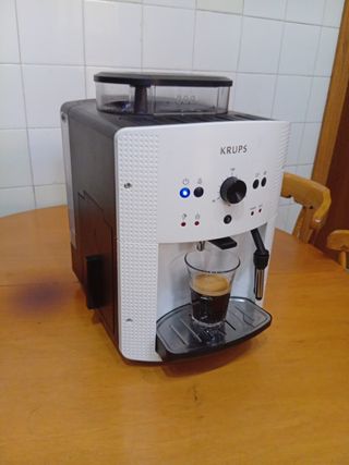 Cafetera KRUPS EA81 - Espresso