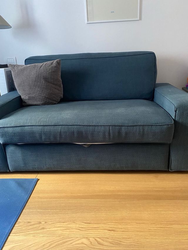 Divano letto Ikea Kivik blu