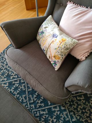 Sillón orejero Ikea gris