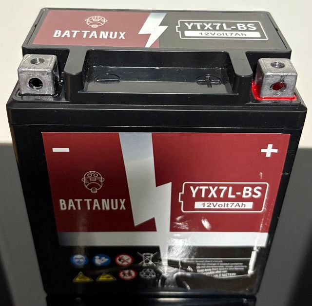 Batería moto Battanux (Yuasa YTZ8V) 12V