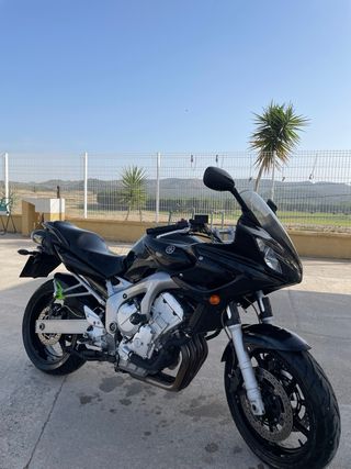 Yamaha Fazer 600