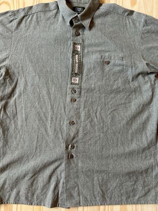 Camisa verde oliva manga corta