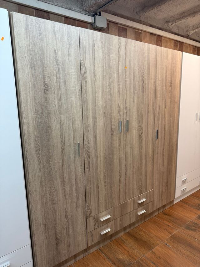 OFERTA ARMARIO DE 3 PUERTAS - 1,50x2,10m NUEVO