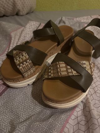 Sandalias plataforma marrón-verde 36