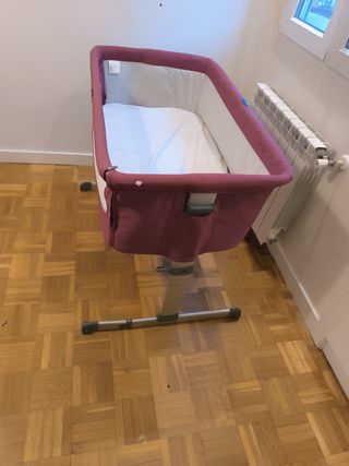 Minicuna Chicco Next2Me Roja