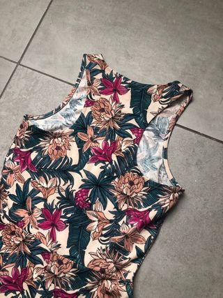 Incantevole vestito floreale estivo tg S