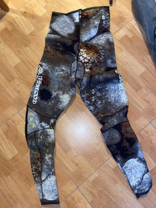 Pantalón submarinismo camuflaje talla 2 m