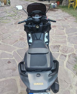 Yamaha Tmax 500 - Scooter