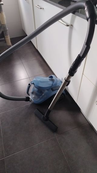 Aspiradora Rowenta Compact Power XXL