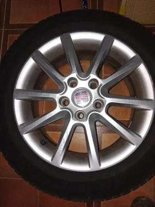 Llantas Seat 16" 5 _112