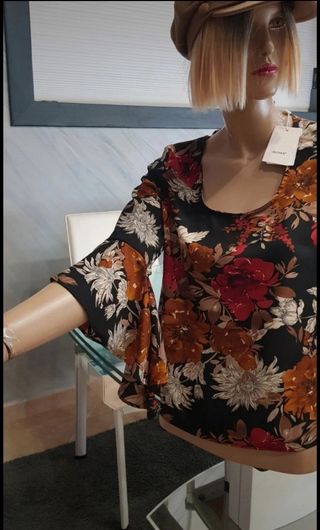 Blusa Sohà fiori tg S