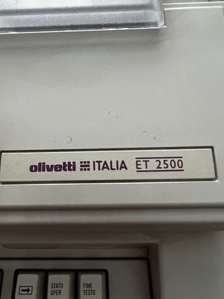 Olivetti ET 2500: Macchina da scrivere