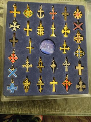 Colección Cruces Universales - 30 colgantes