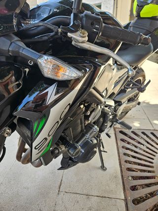 Kawasaki Z 900 FULL
