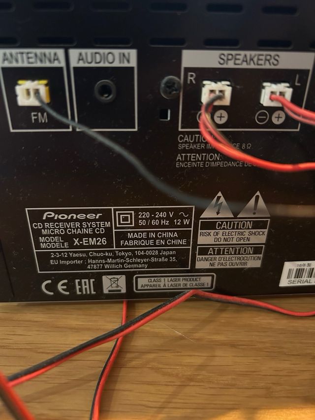 Minicadena Pioneer negra