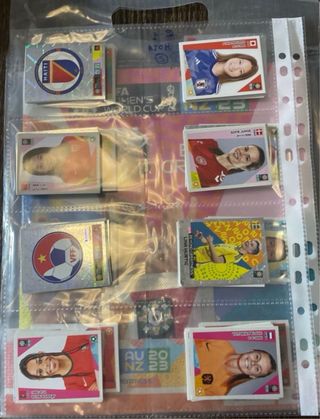 colección completa sin pegar Mundial Fem AUNZ 2023