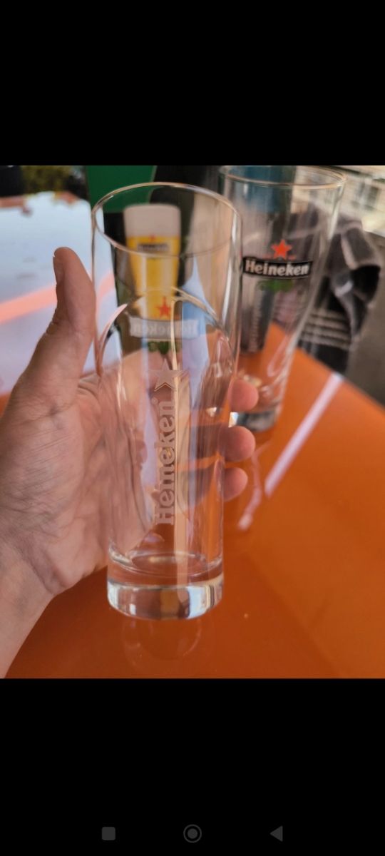 2 Vasos Heineken altos - Cristal