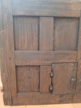 Ventana antigua de madera (150 años)