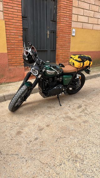 Triumph Bonneville T100 - Verde