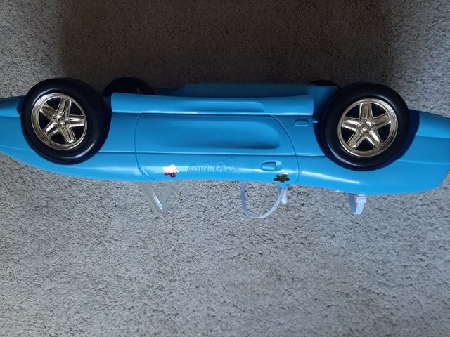 Coche azul de Barbie Mattel