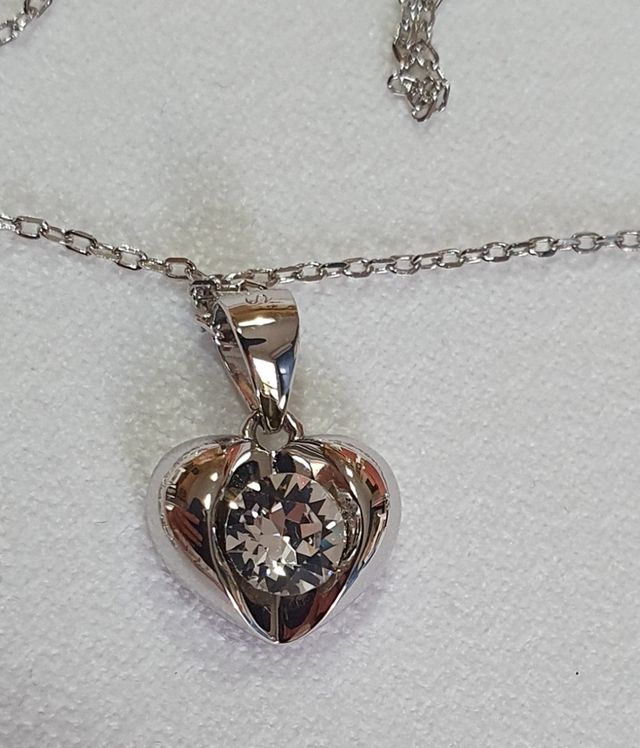 Colgante ORO BLANCO CORAZÓN