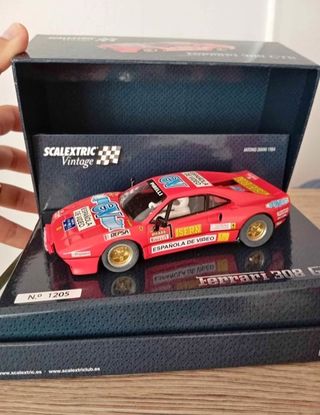 Scalextric Vintage Ferrari 308 GTB