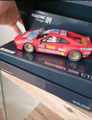 Scalextric Vintage Ferrari 308 GTB
