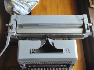 Olivetti Linea 88: Máquina de escribir