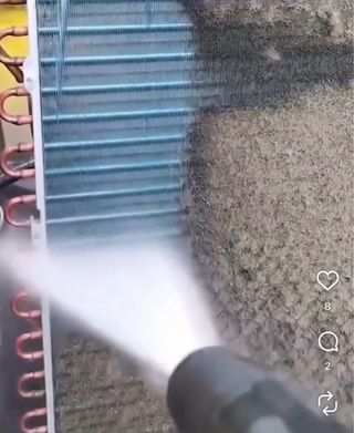 Limpieza profesional de aires acondicionados