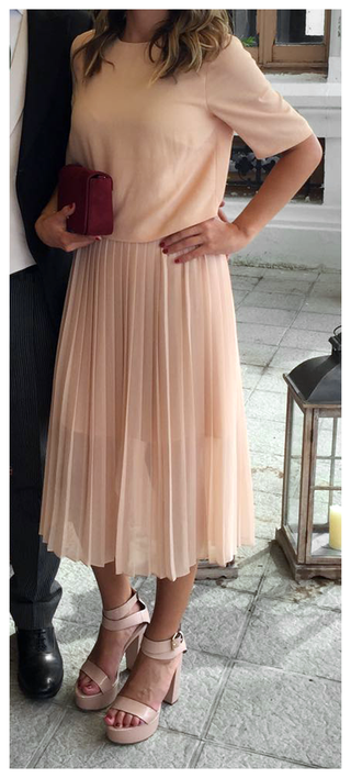 Vestido Zara color rosa empolvado  plisado