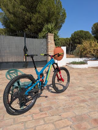 Bicicleta enduro Propain Tyee 5Al M