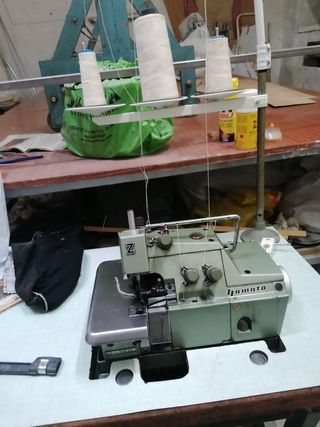 Máquina coser Llamato
