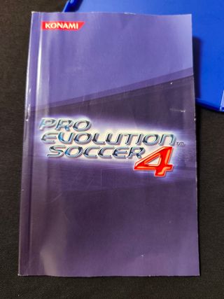 PES 4 (Pro Evolution Soccer 4). PlayStation 2.