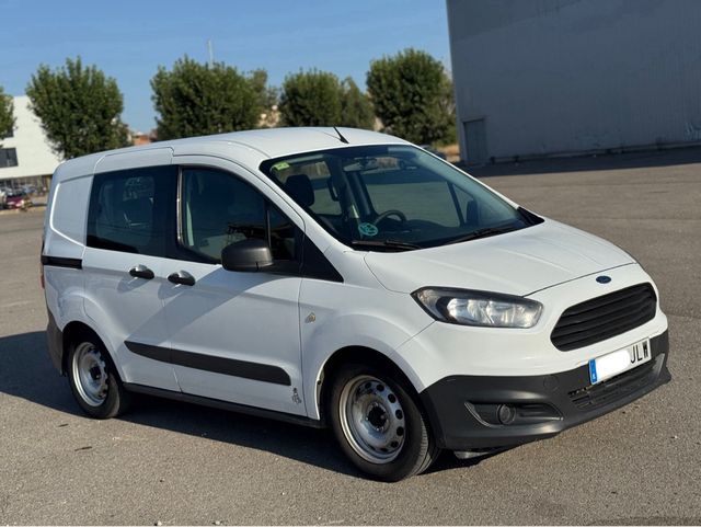 Ford Transit Courier 2016