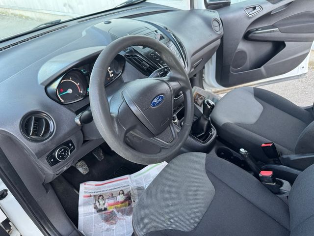 Ford Transit Courier 2016
