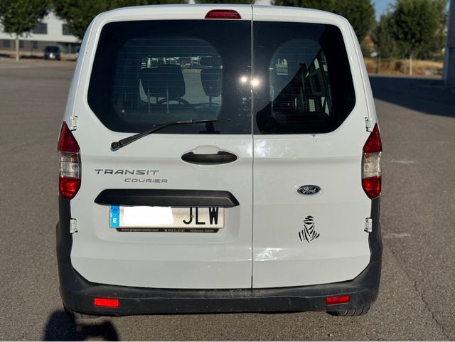 Ford Transit Courier 2016