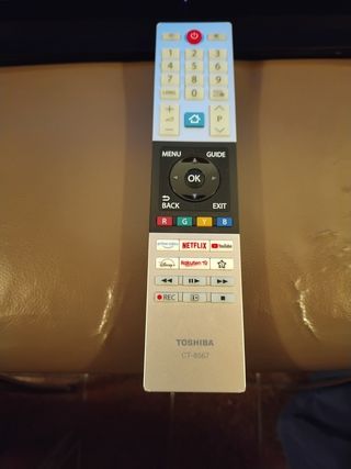 TV TOSHIBA 32" - Como nueva