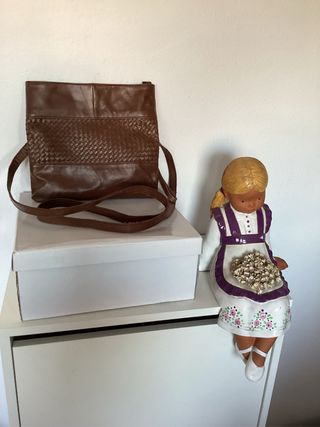Bolso Marta Barón piel marrón. Antirrobo.Nuevo