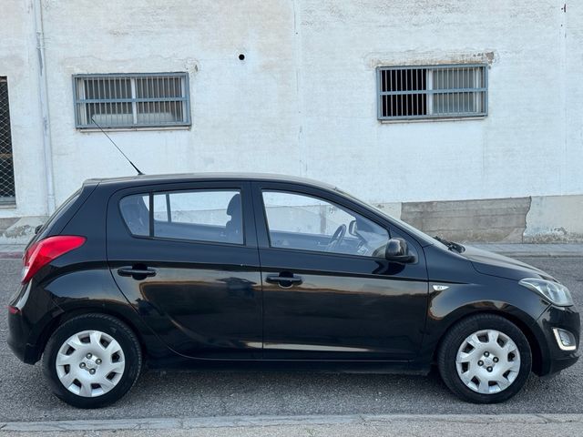 Hyundai i20 2013