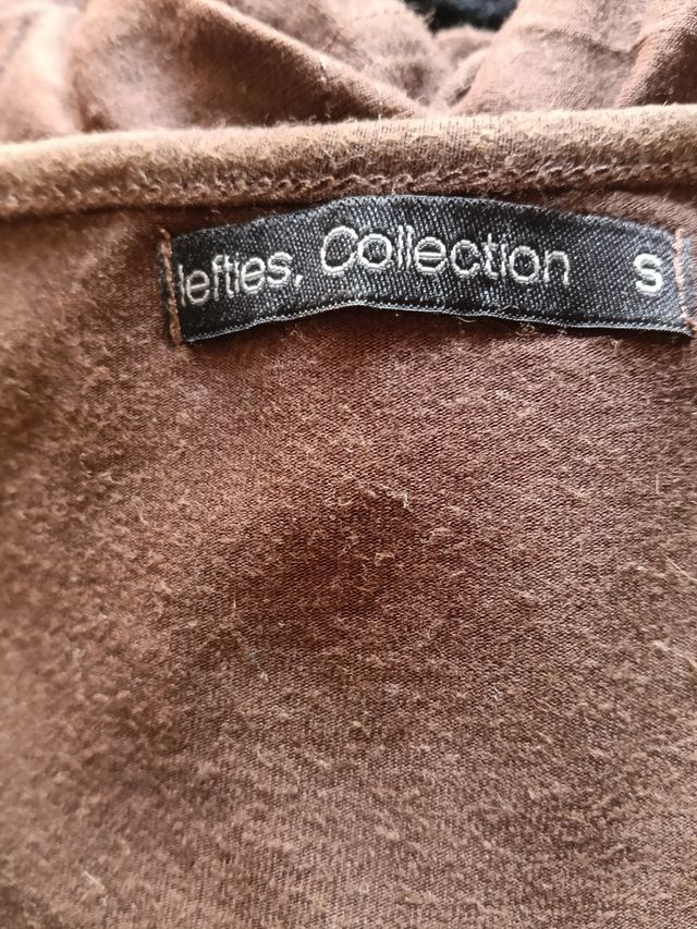 Camiseta marrón de manga corta