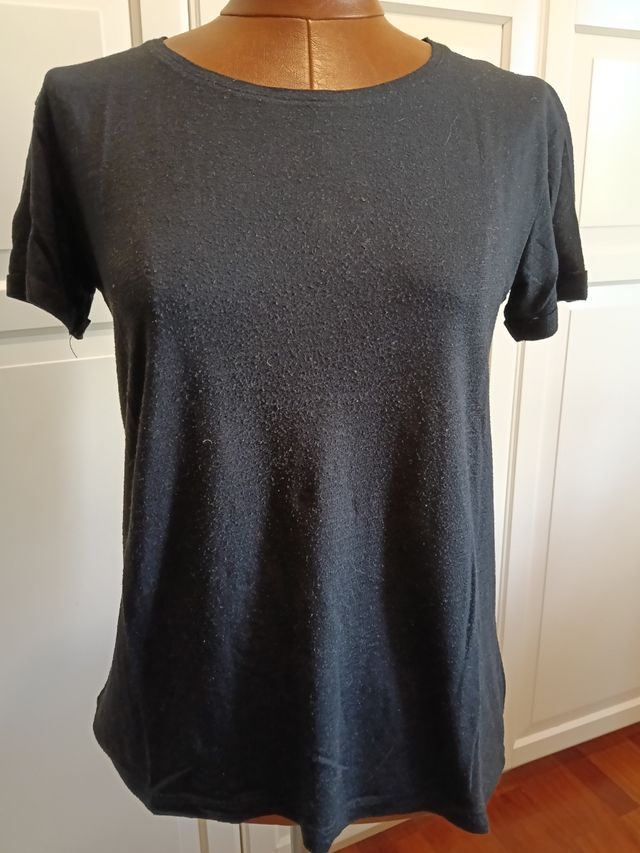 Camiseta negra básica