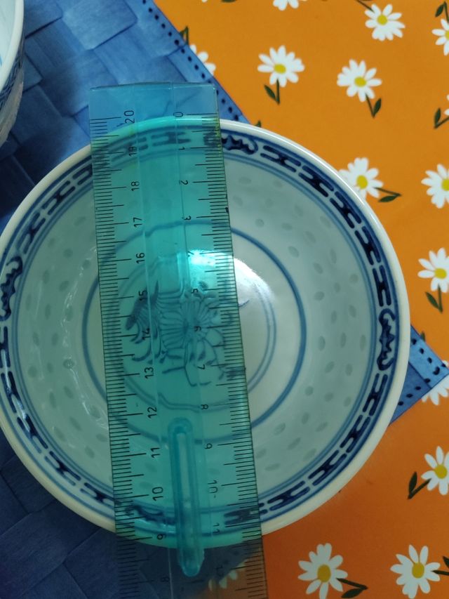 Set 4 Ciotole & 4 Cucchiai Porcellana