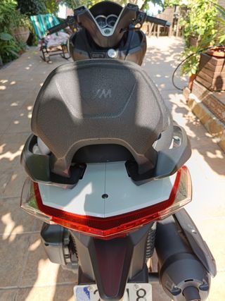 SYM Joymax 300i ABS - Scooter