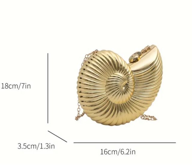 Bolso dorado concha