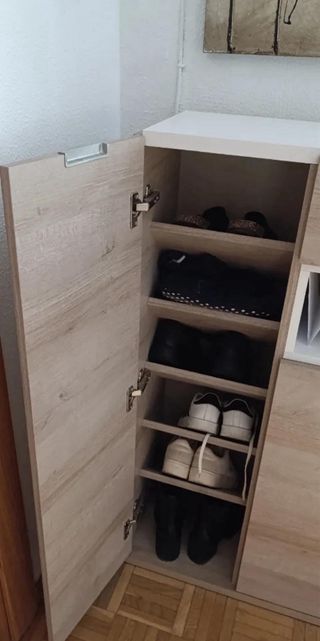 Zapatero con banco - Entrada