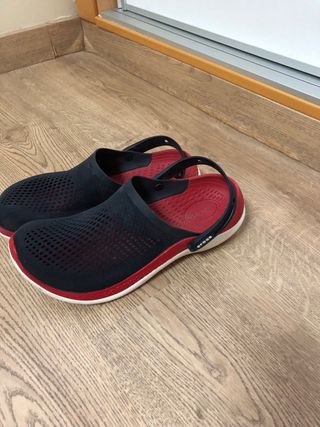 Crocs Classic 
